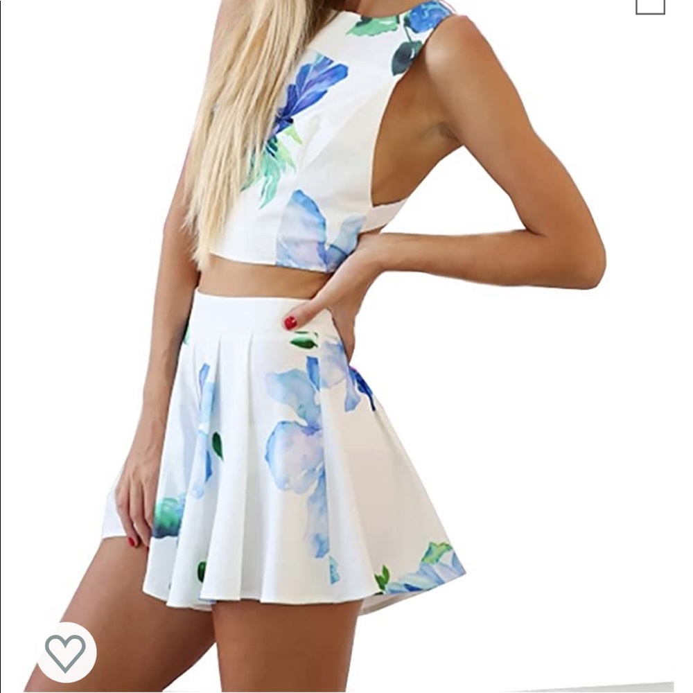 Two piece floral skirt set - Picture 2 of 8